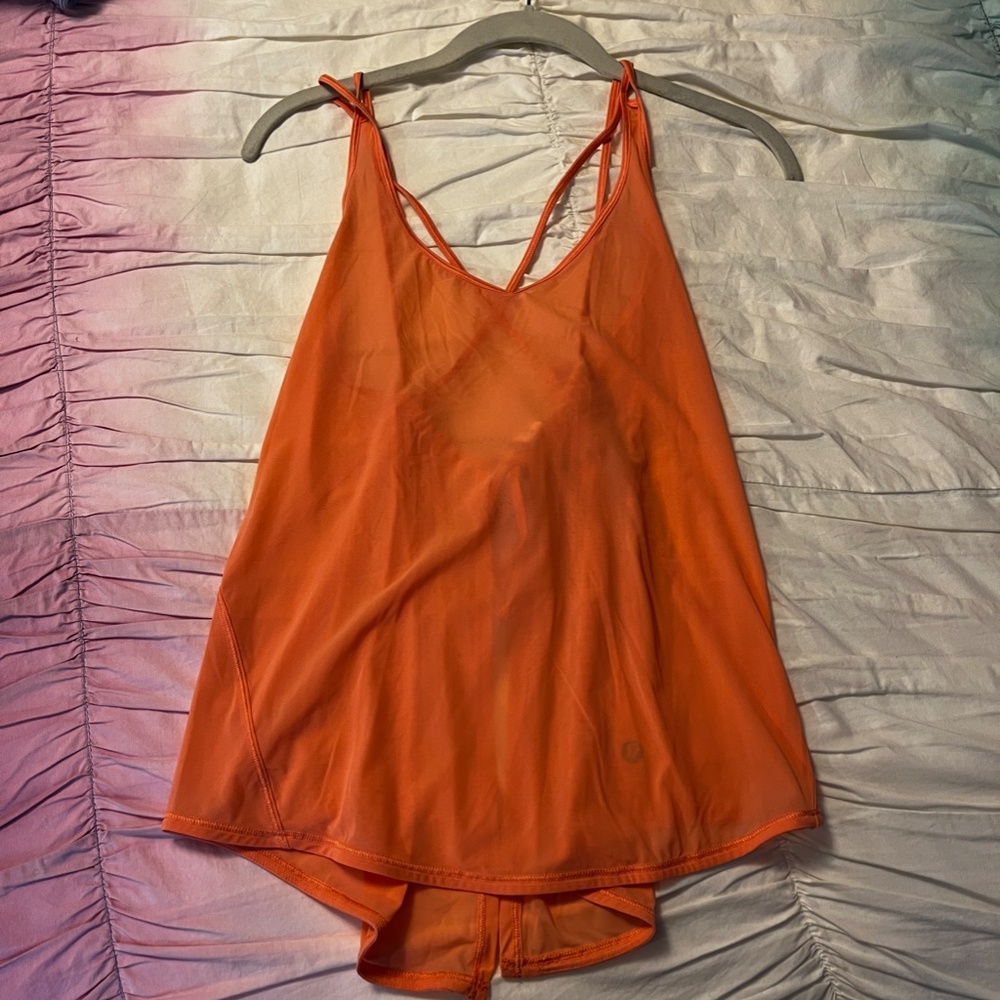 Lululemon size 4 tank top